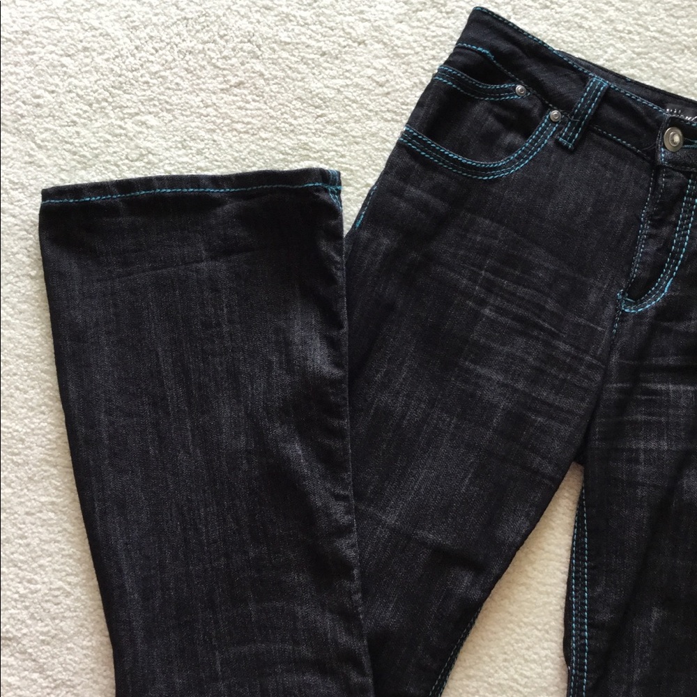 BLACK JEANS